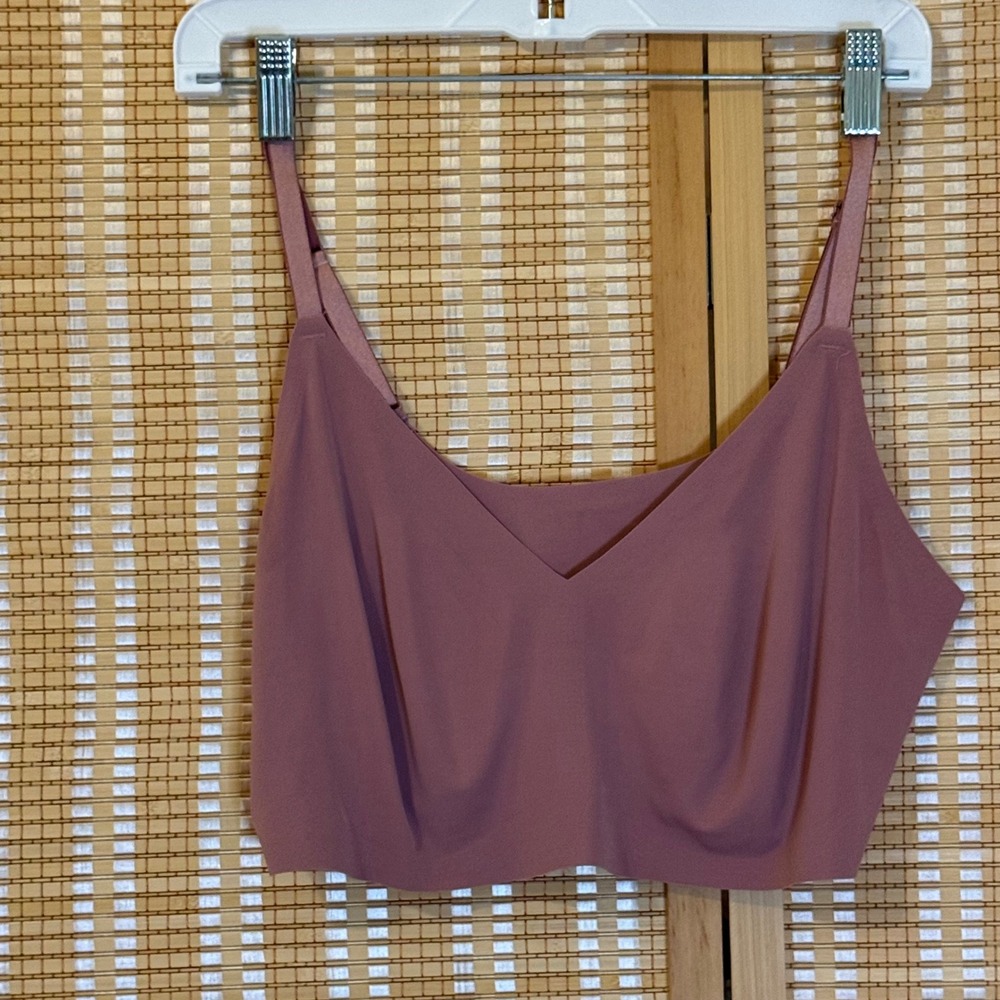 True & Co True Body V-Neck Bralette XL Pink Wireless Seamless Adjustable Straps